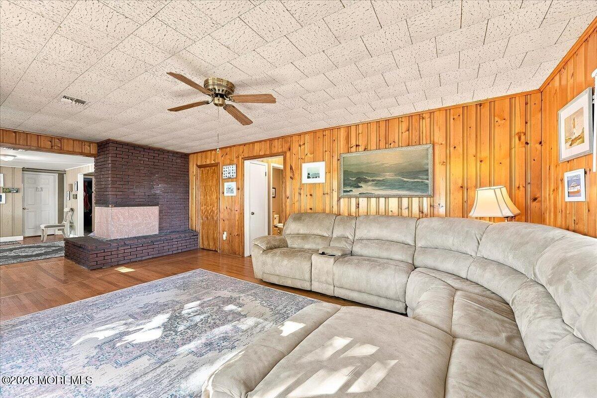 768 Manor Drive