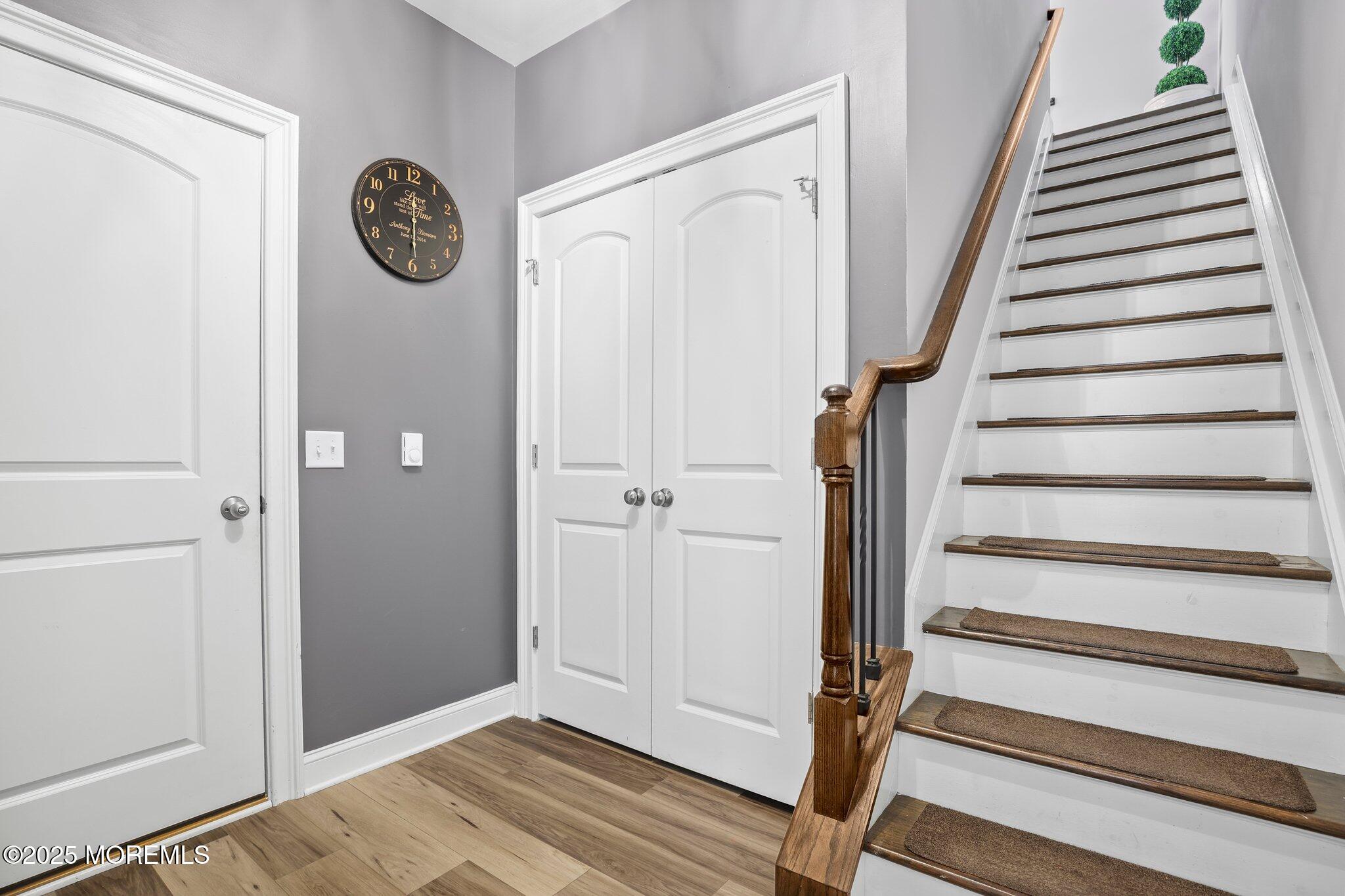 8 Emily Court, Hazlet, New Jersey image 5