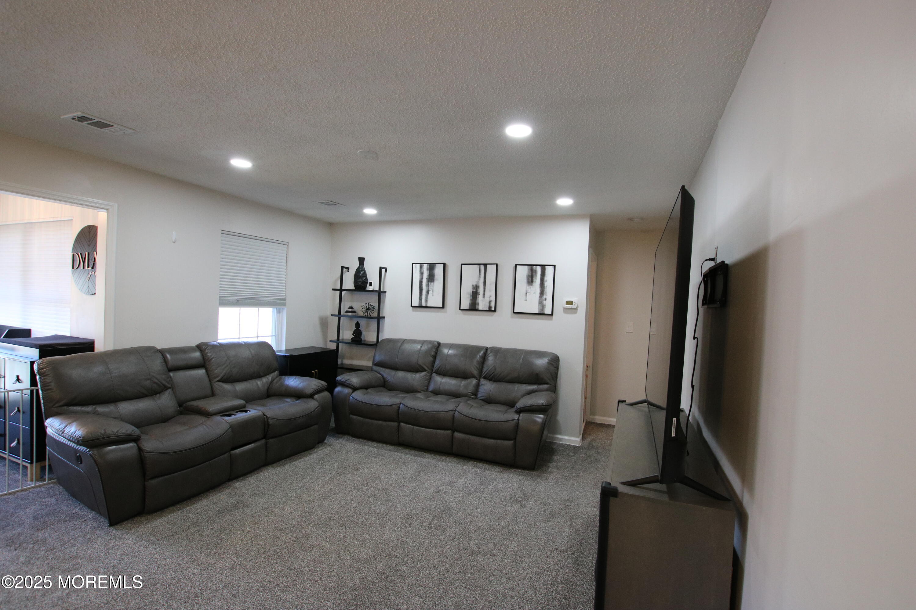 26 Frontier Way, Tinton Falls, New Jersey image 3