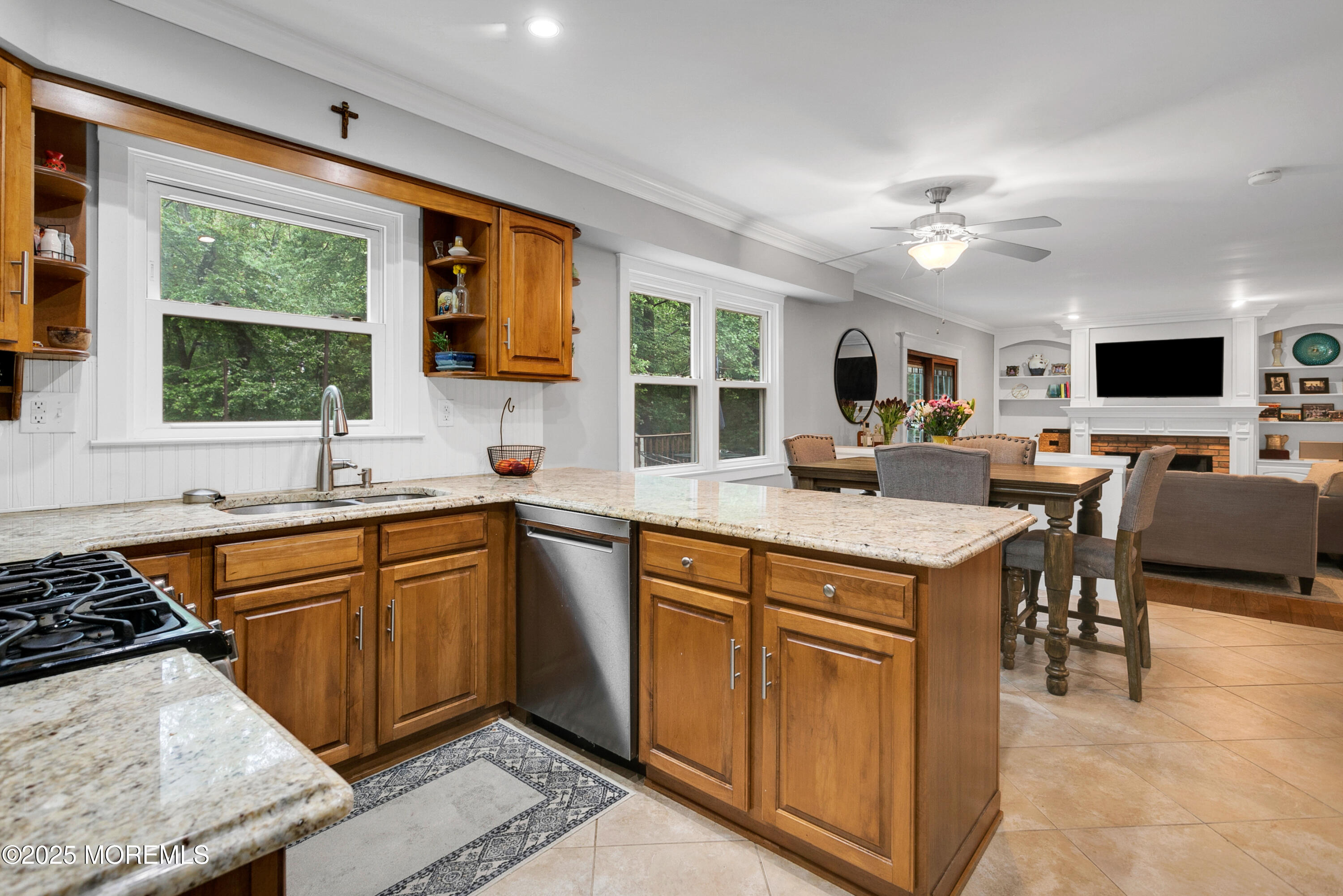 19 Stanley Lane, Middletown, New Jersey image 13
