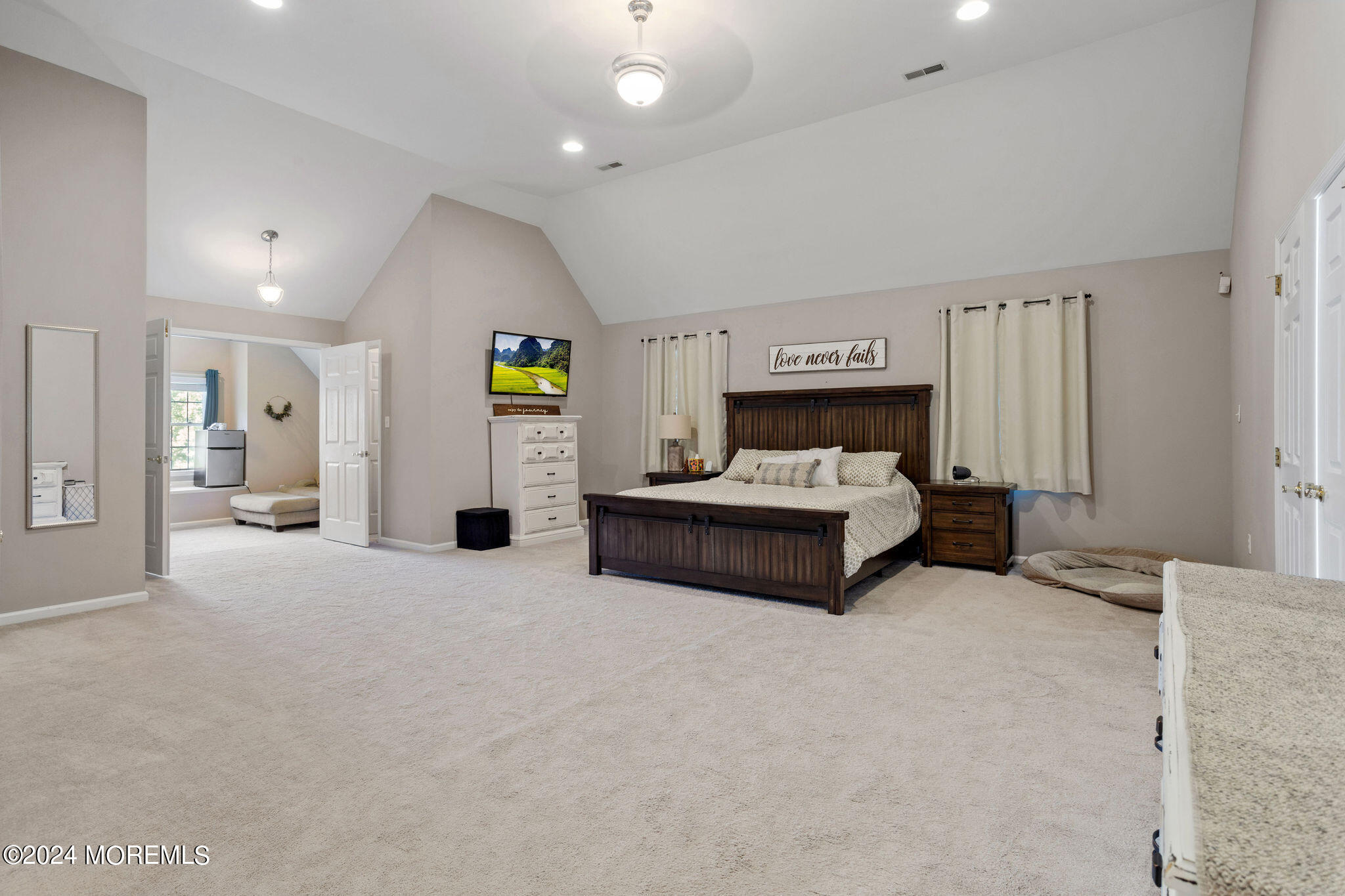 611 Pineview Drive, Galloway, New Jersey image 38