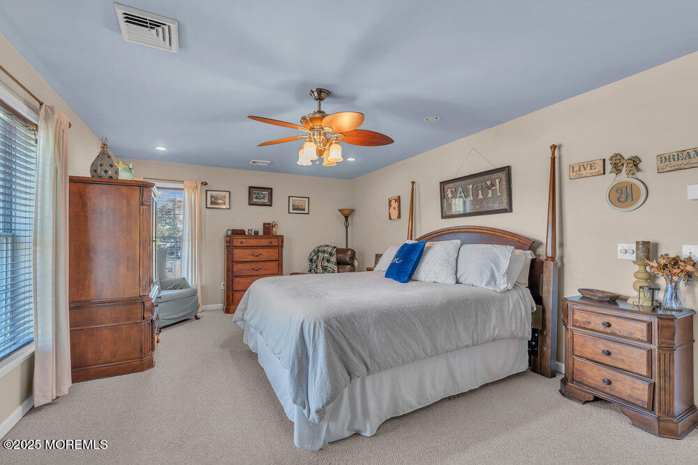 87 N Maple Avenue, Tuckerton, New Jersey image 34
