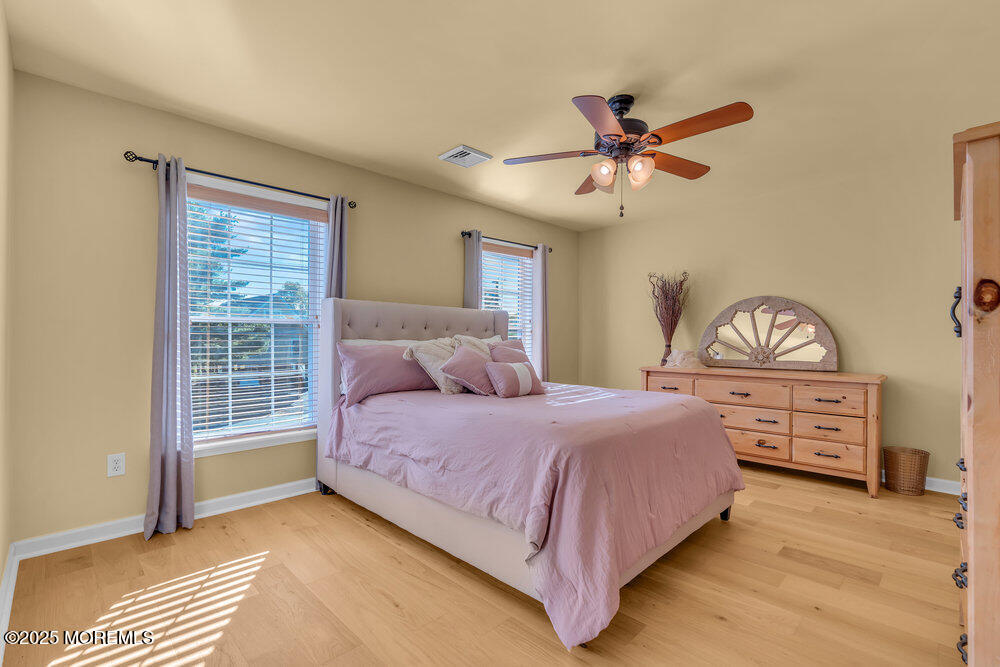 87 N Maple Avenue, Tuckerton, New Jersey image 32