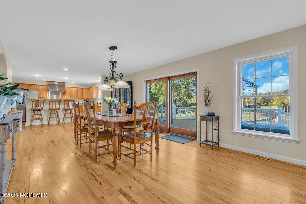 87 N Maple Avenue, Tuckerton, New Jersey image 19