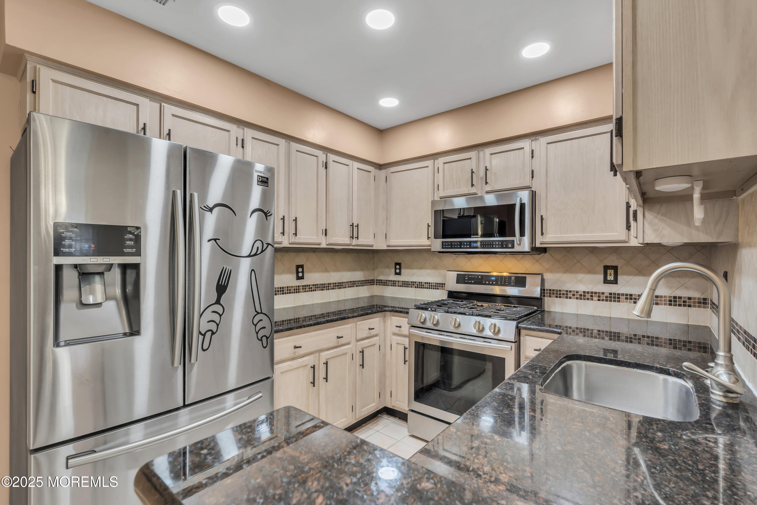 991 Lily Court, Morganville, New Jersey image 18