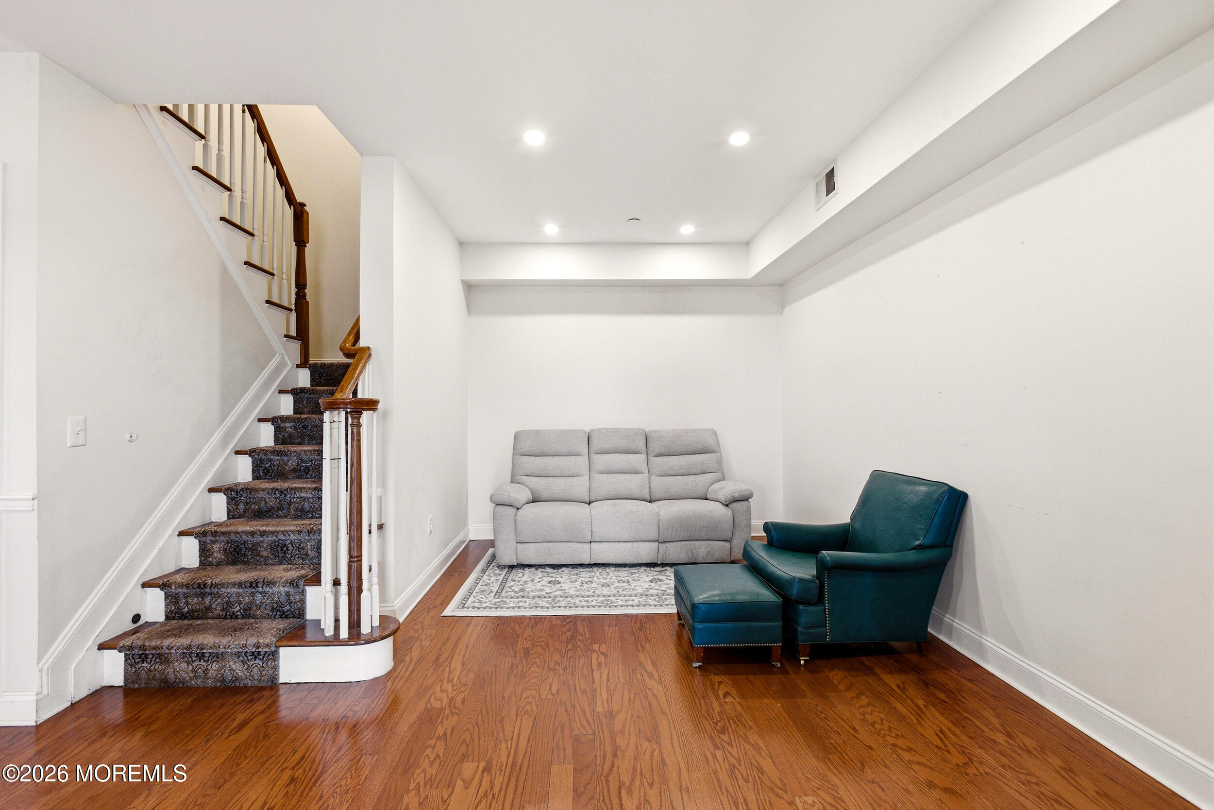 956 Madison Avenue