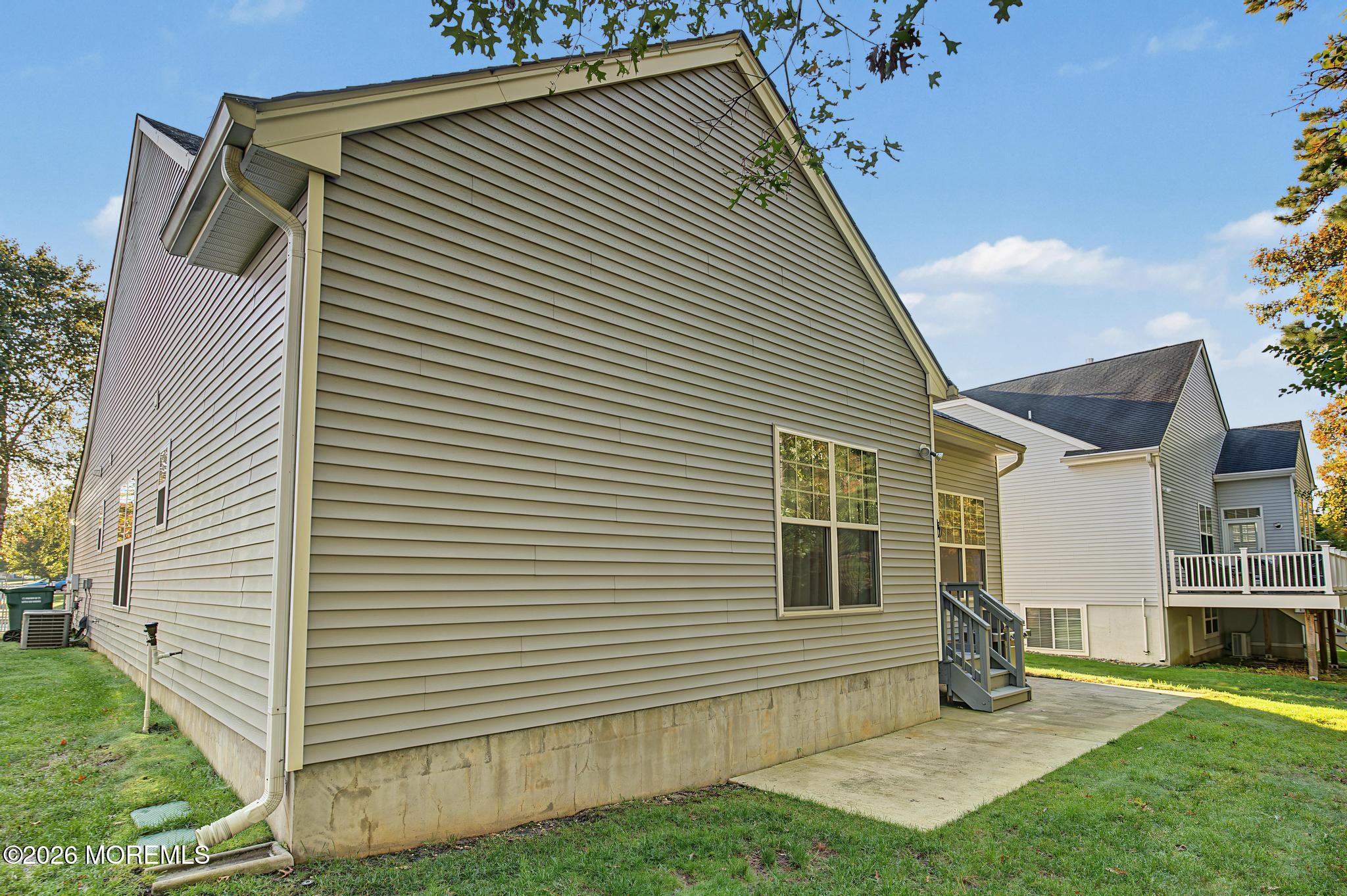 119 Newport Way