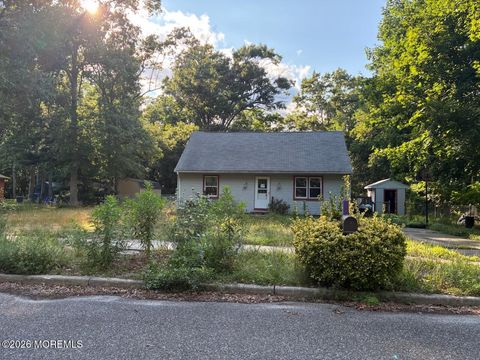 Homes For Sale - 612 Isaacs Avenue<br/> Cape May County, Woodbine, NJ 08270