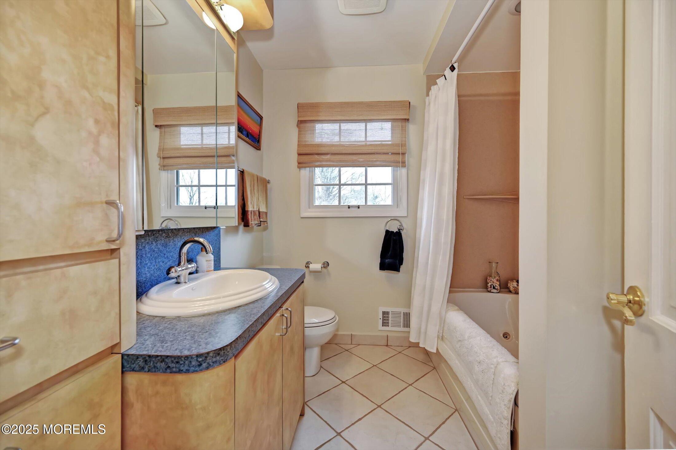 71 Brookwood Drive, Freehold, New Jersey image 31