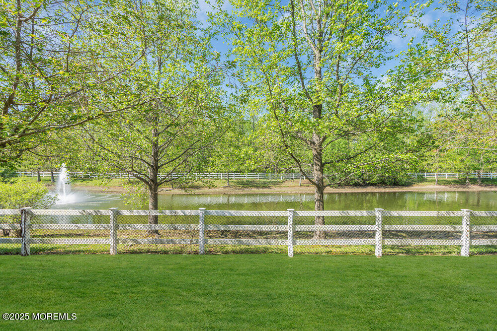 26 Inwood Drive, Manalapan, New Jersey image 37