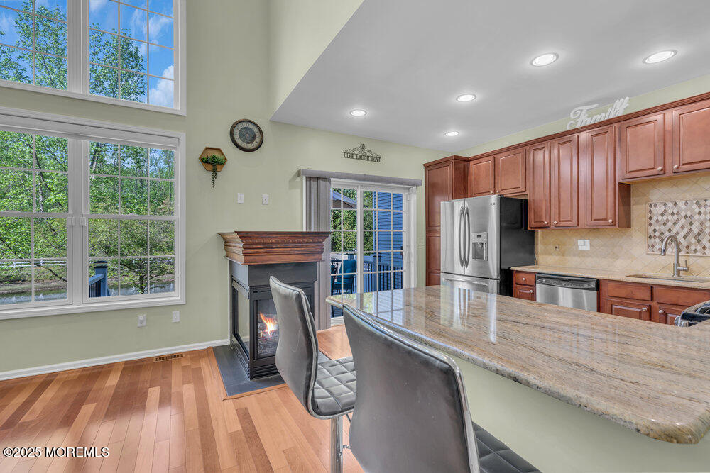 26 Inwood Drive, Manalapan, New Jersey image 12