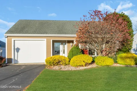 2 Weybridge Place, Manchester, NJ 08759 - #: 22534249