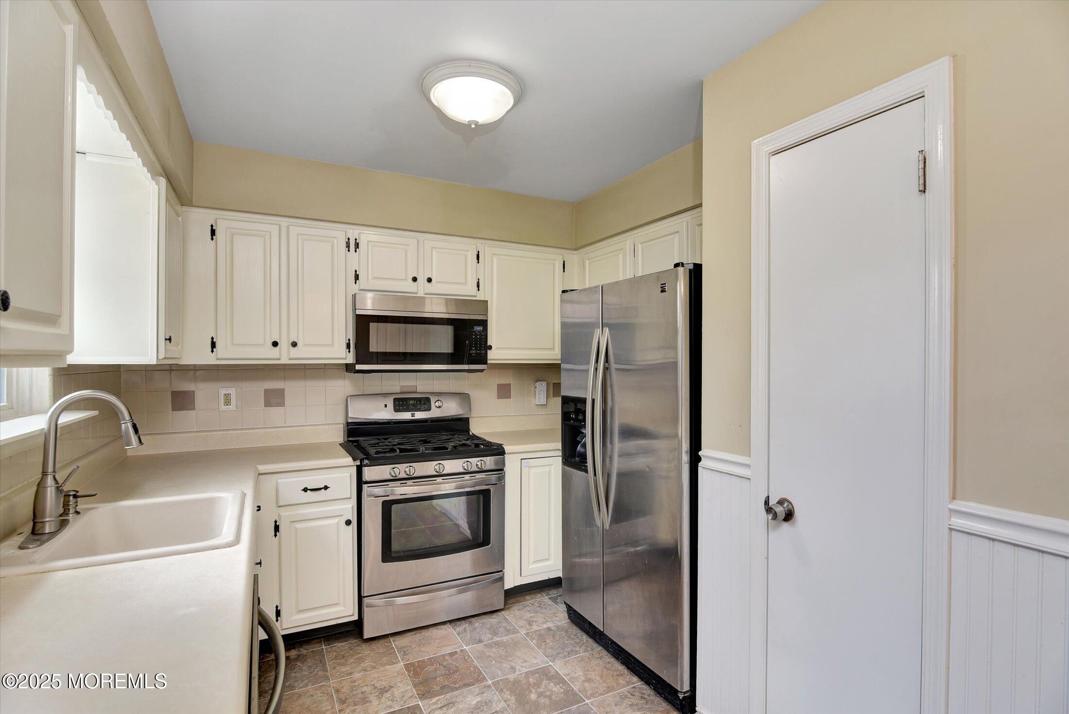 65 Brookview Circle #224, Jamesburg, New Jersey image 19
