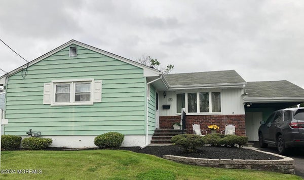 98 MADISON AVE, OLD BRIDGE, NJ 08857 - Image f29a005448b939d3f79c145e31fa2c78/2049838602