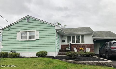 Homes For Sale - 98 Madison Avenue<br/> Middlesex County, Old Bridge, NJ 08857