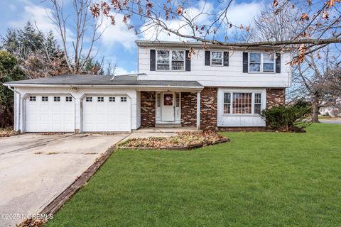 Photo of 1 Colleen Circle, Ewing, NJ 08638 (MLS # 22536111)