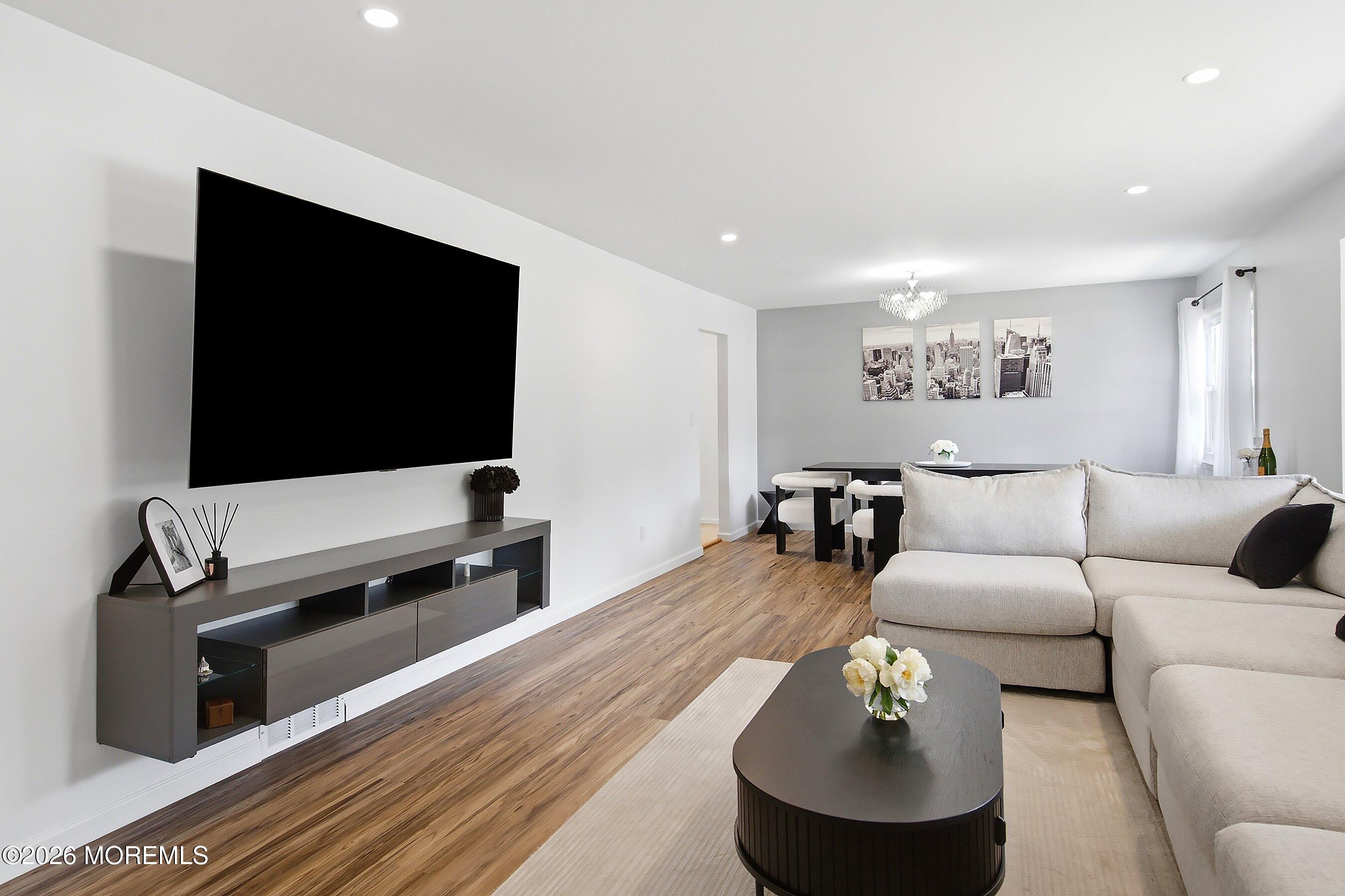 10 Beacon Drive