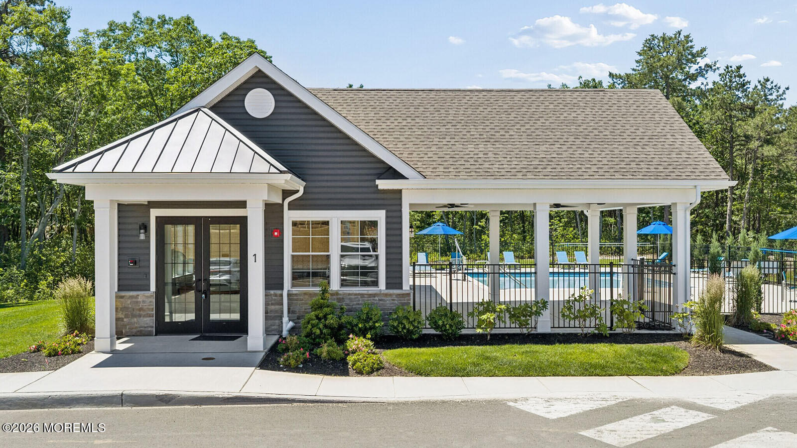 33 Forest Park Drive