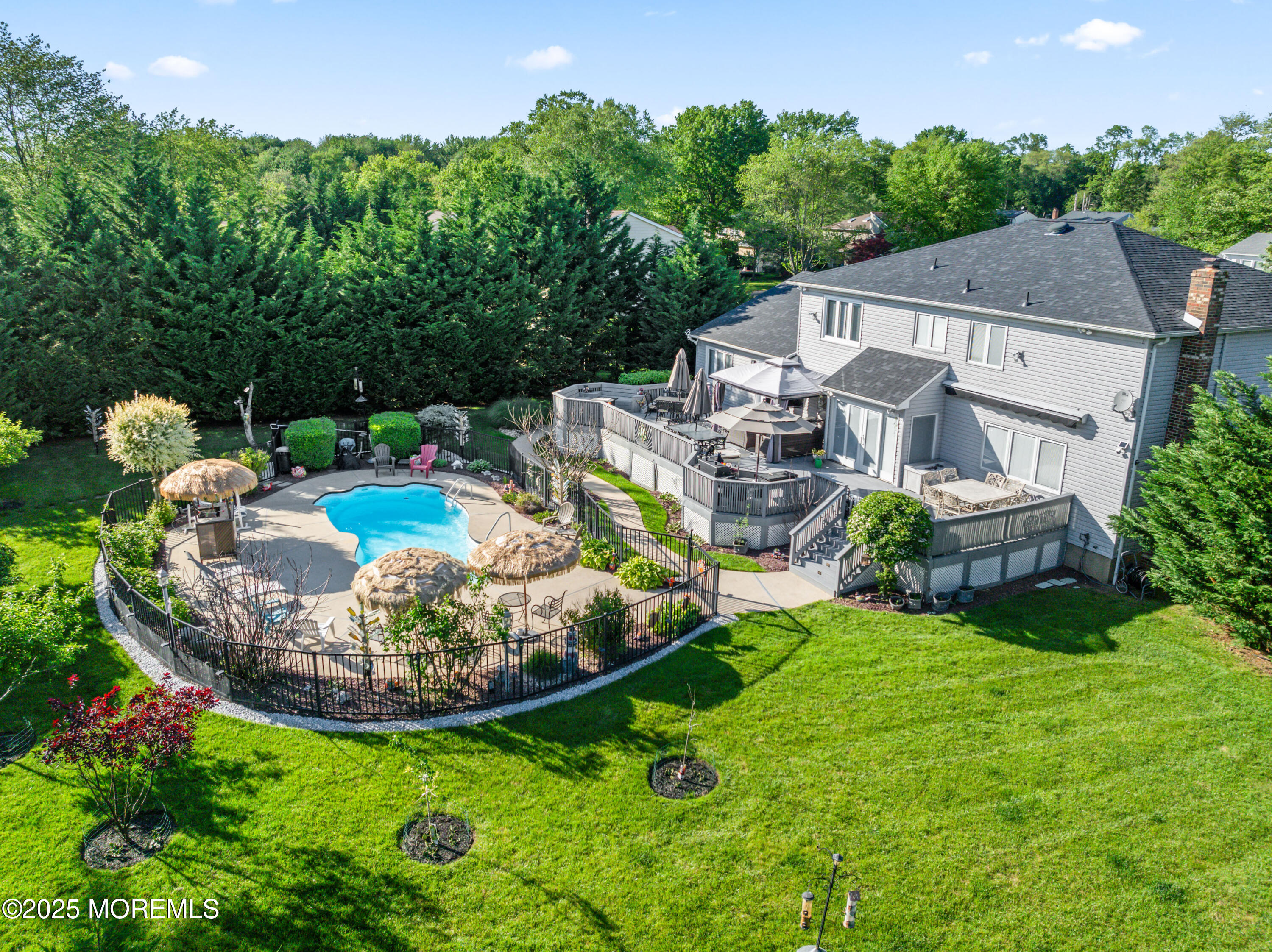 19 Dartmoor Drive, Manalapan, New Jersey image 3