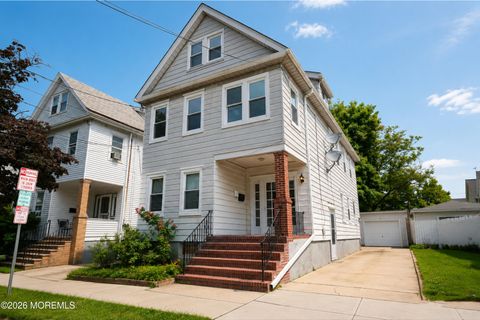 Multifamily For Sale - 105 Louis Street<br/> New Brunswick, NJ 08901