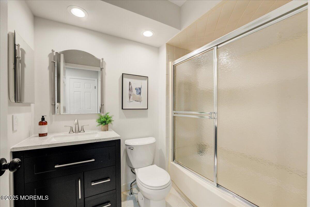 1311 Stoneridge Circle #1311, Helmetta, New Jersey image 13