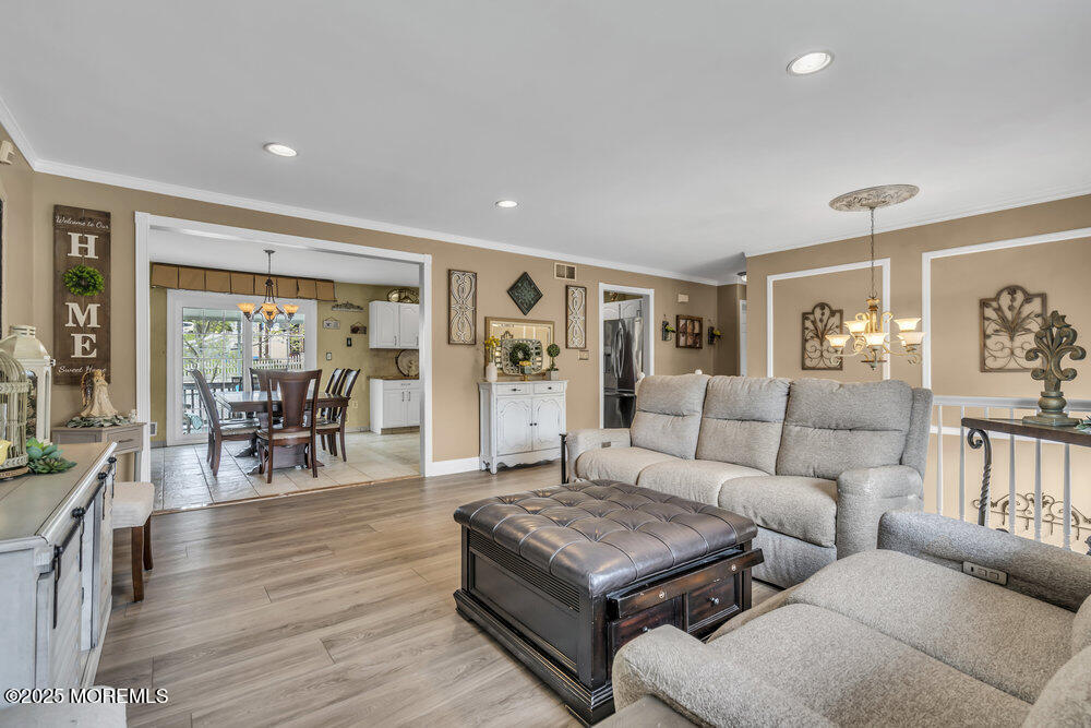 6 Muravski Court, South River, New Jersey image 8