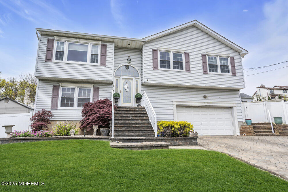 6 Muravski Court, South River, New Jersey image 1