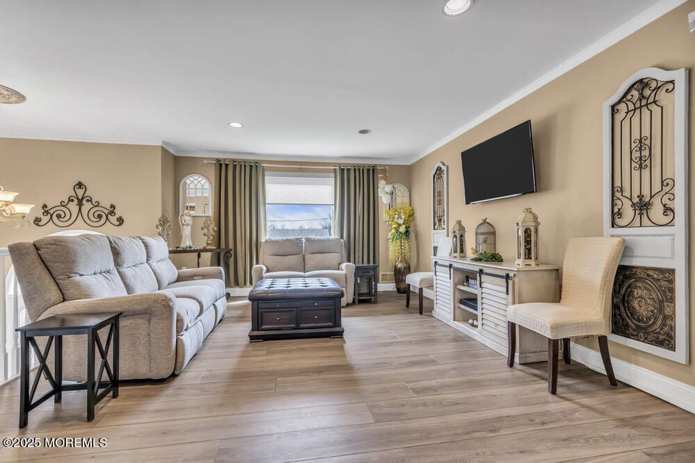 6 Muravski Court, South River, New Jersey image 7