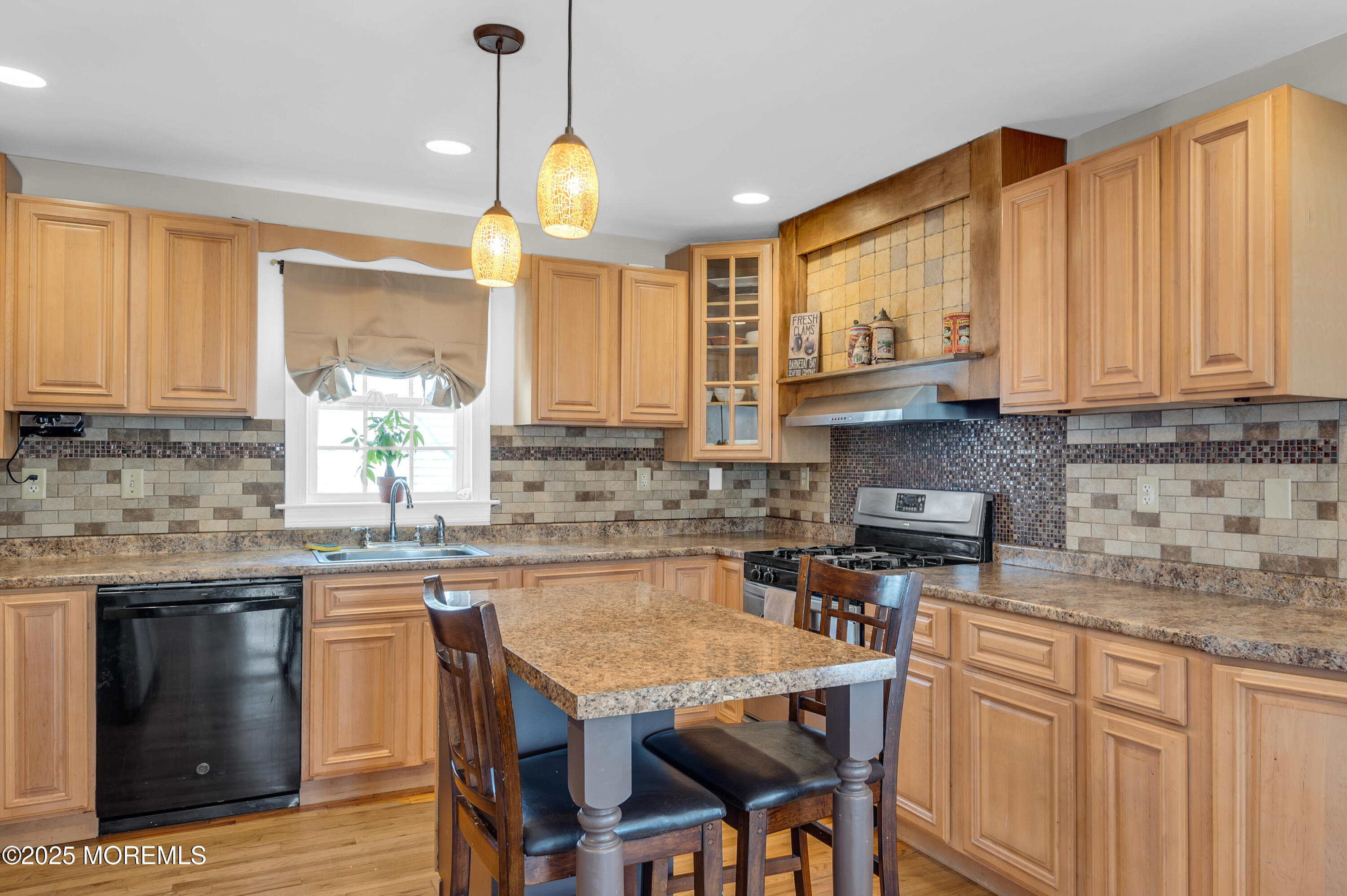 136 Oak Avenue, Island Heights, New Jersey image 13