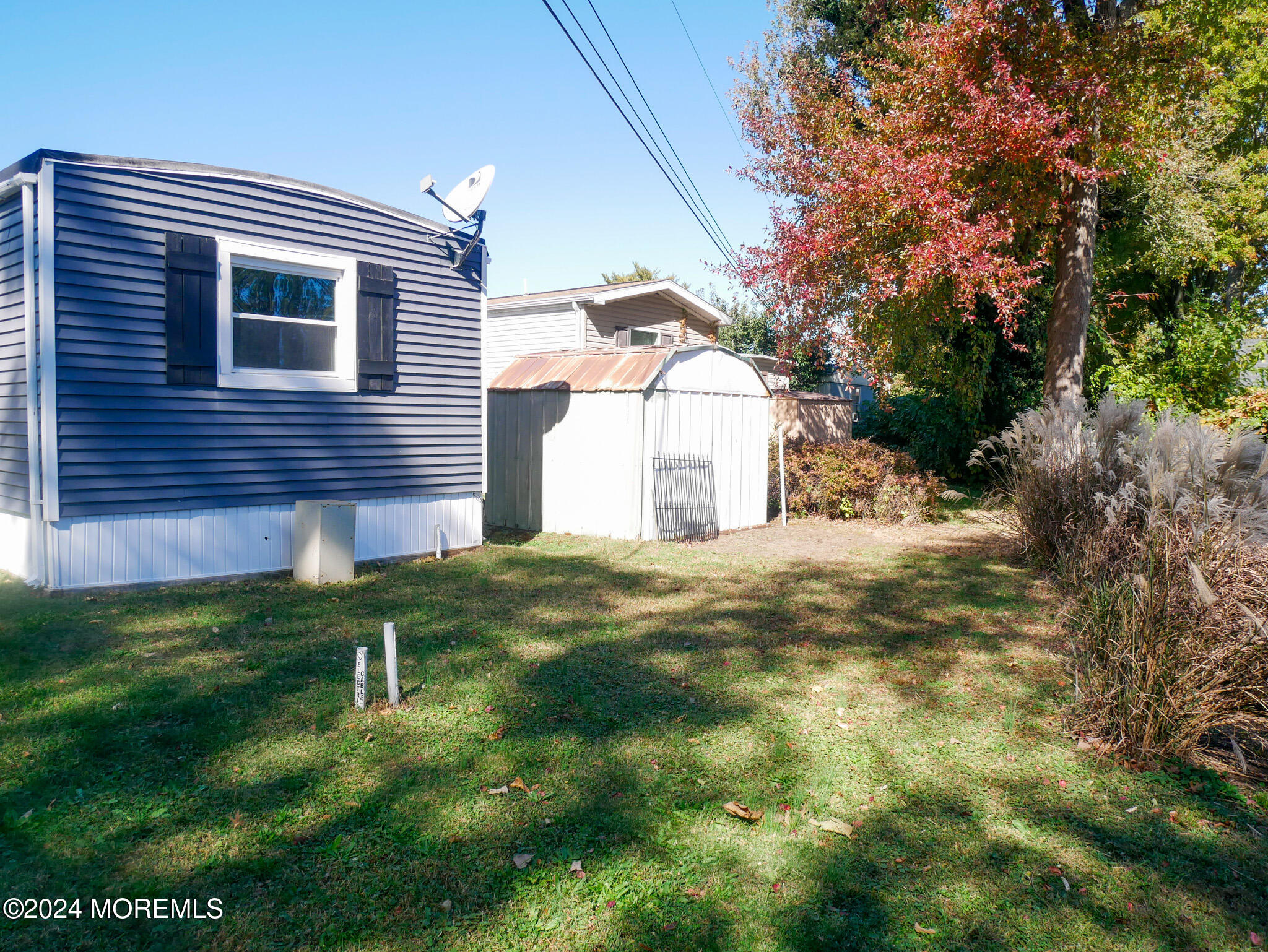 30 Locust Grv Grove, Hazlet, New Jersey image 9