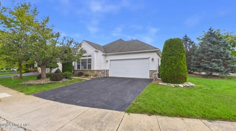 Photo of 2 Daniell Court, Manchester, NJ 08759 (MLS # 22627904)