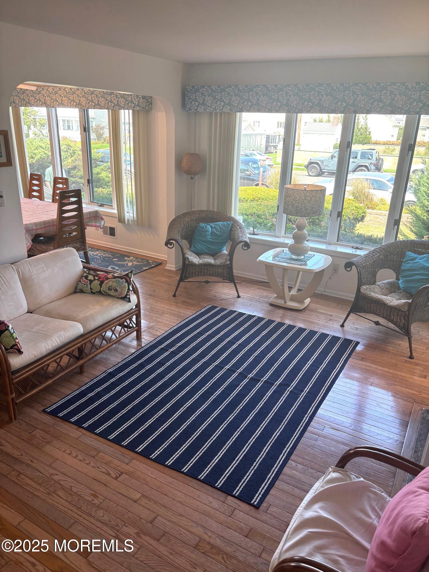 7 Lincoln Avenue
