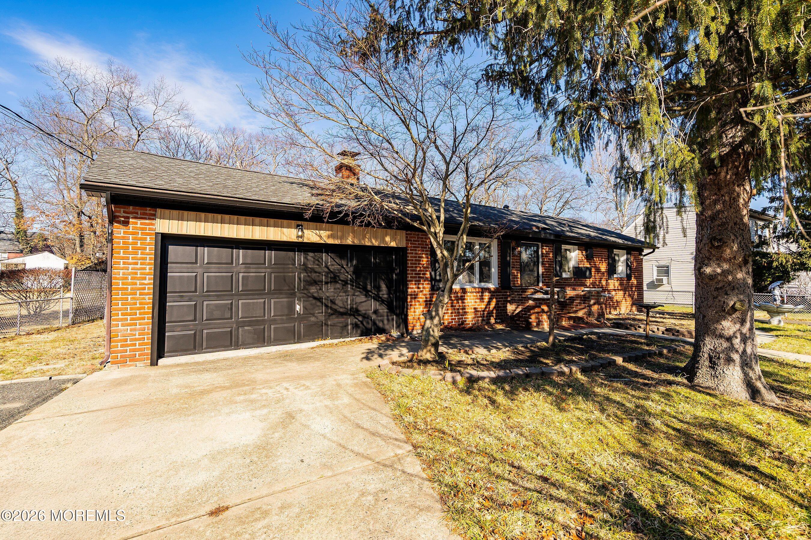 215 Sunset Lane