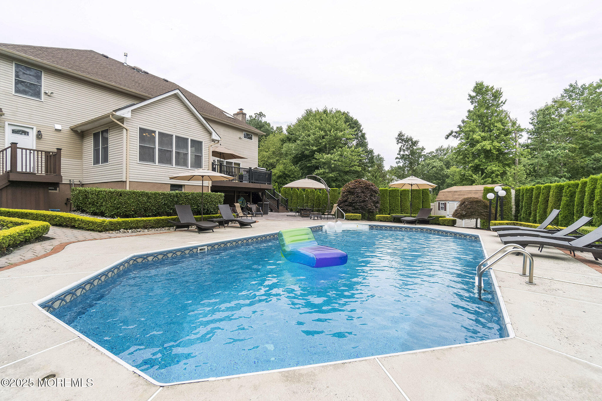 5 Shira Lane, Manalapan, New Jersey image 43