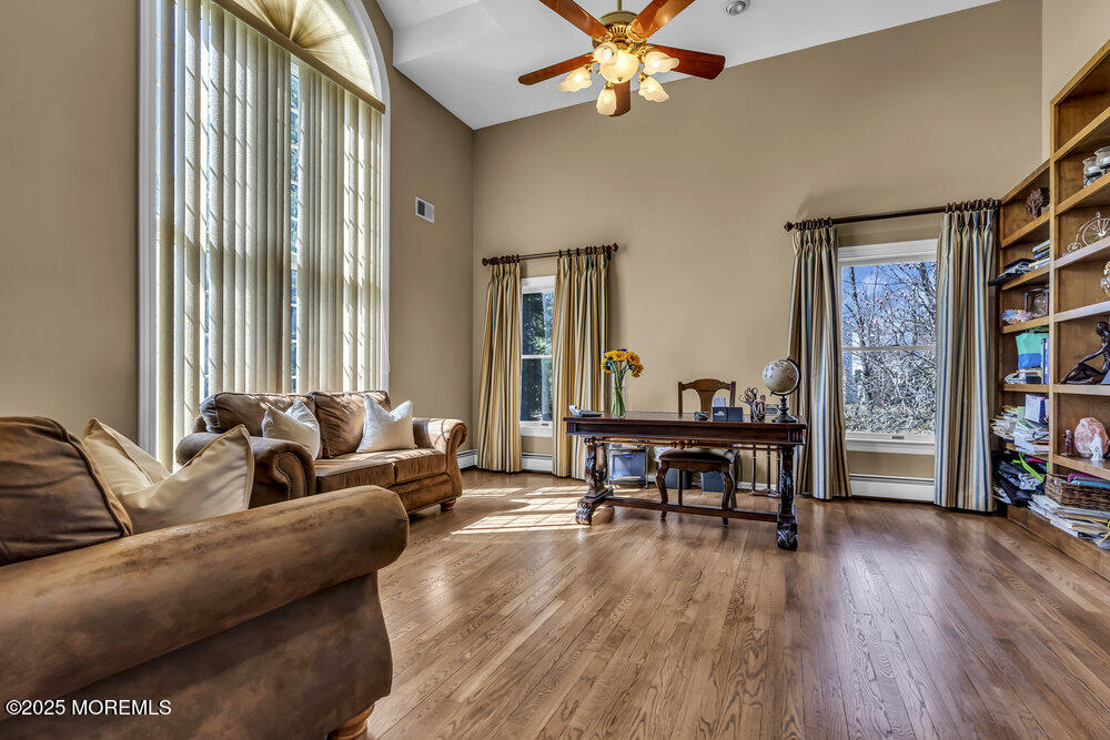 5 Shira Lane, Manalapan, New Jersey image 14
