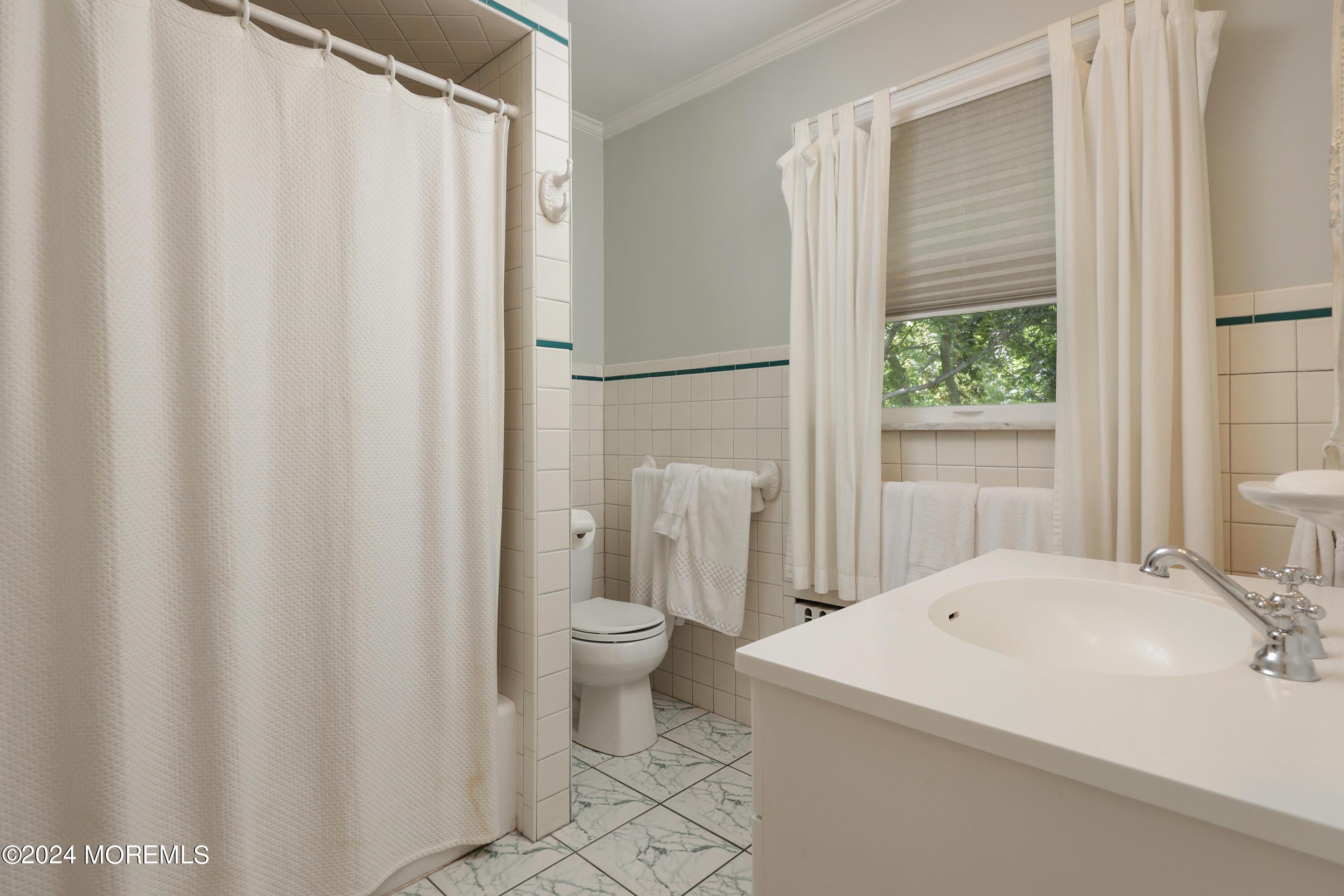 1 Van Circle, Rumson, New Jersey image 27