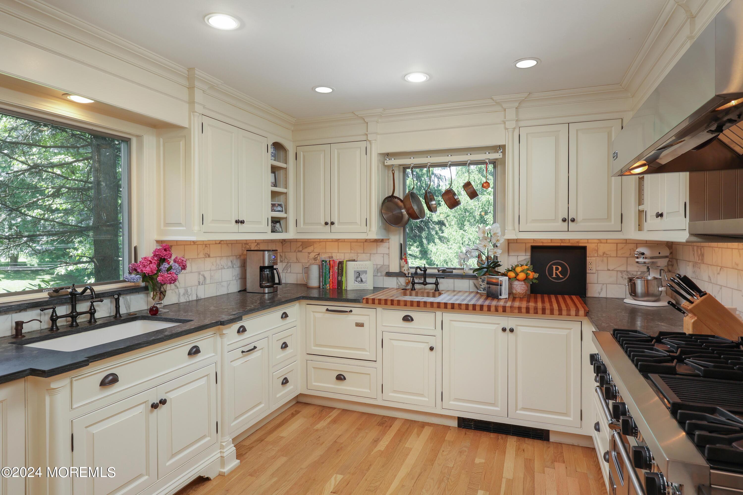 1 Van Circle, Rumson, New Jersey image 14