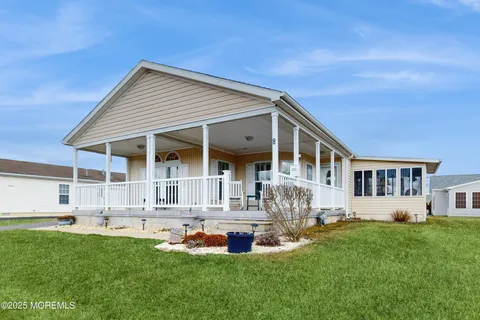 MLS: 22505764