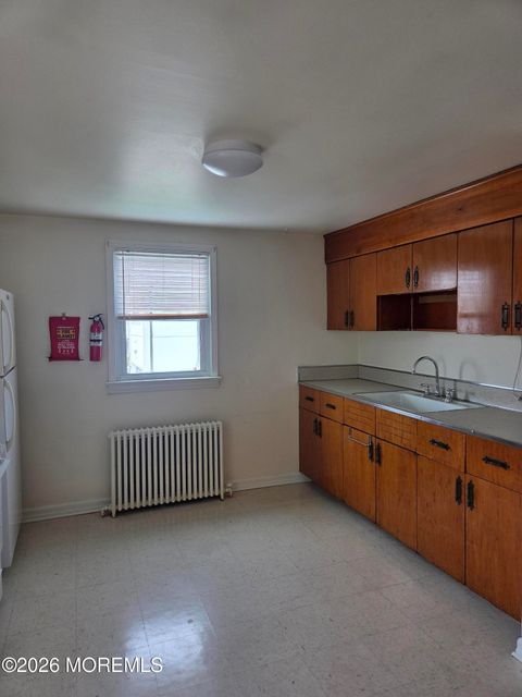 Multifamily For Sale - 83 Daniel Street<br/> Middlesex County, Port Reading, NJ 07064