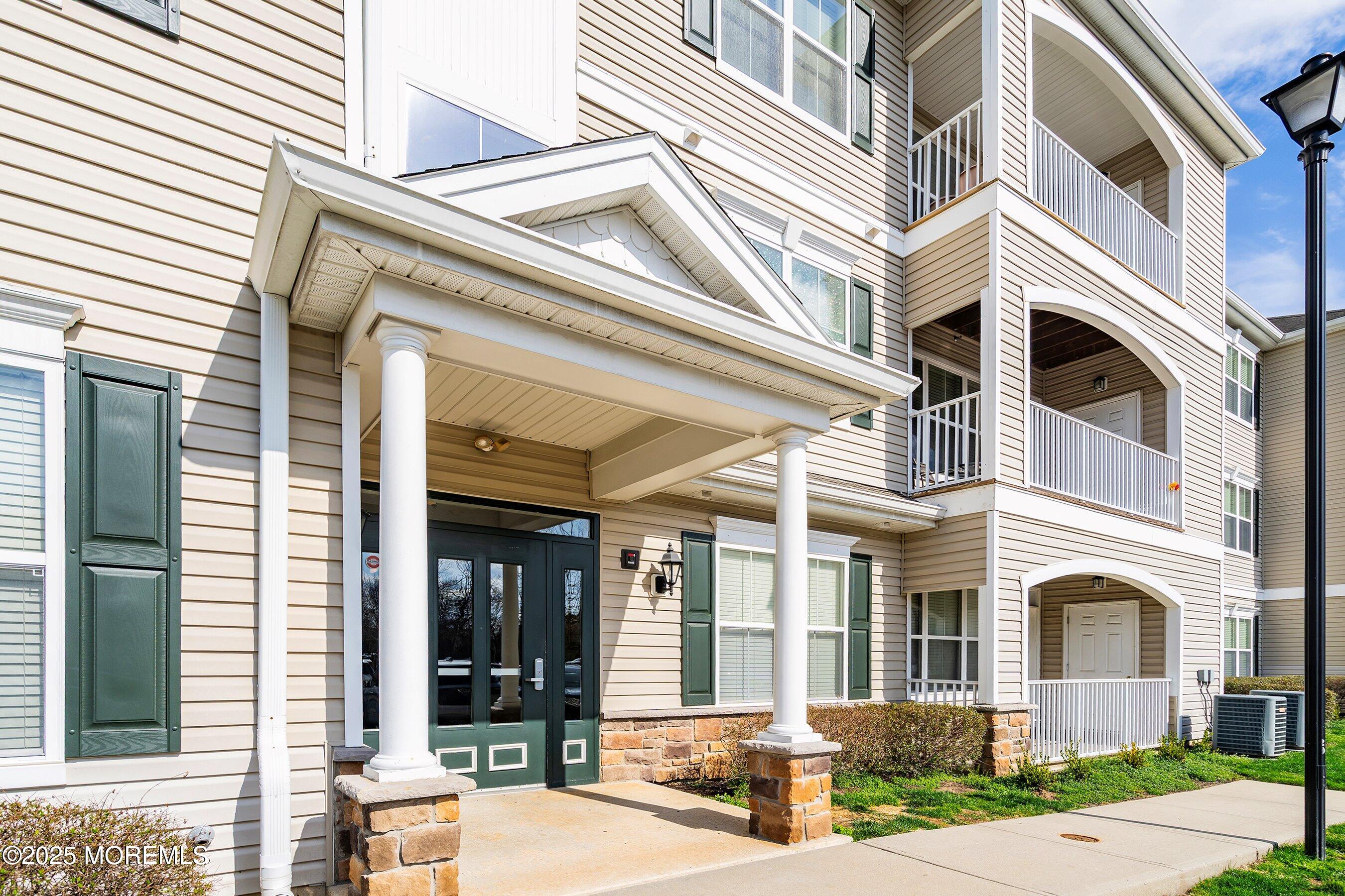 421 Sloan Court, Matawan, New Jersey image 2