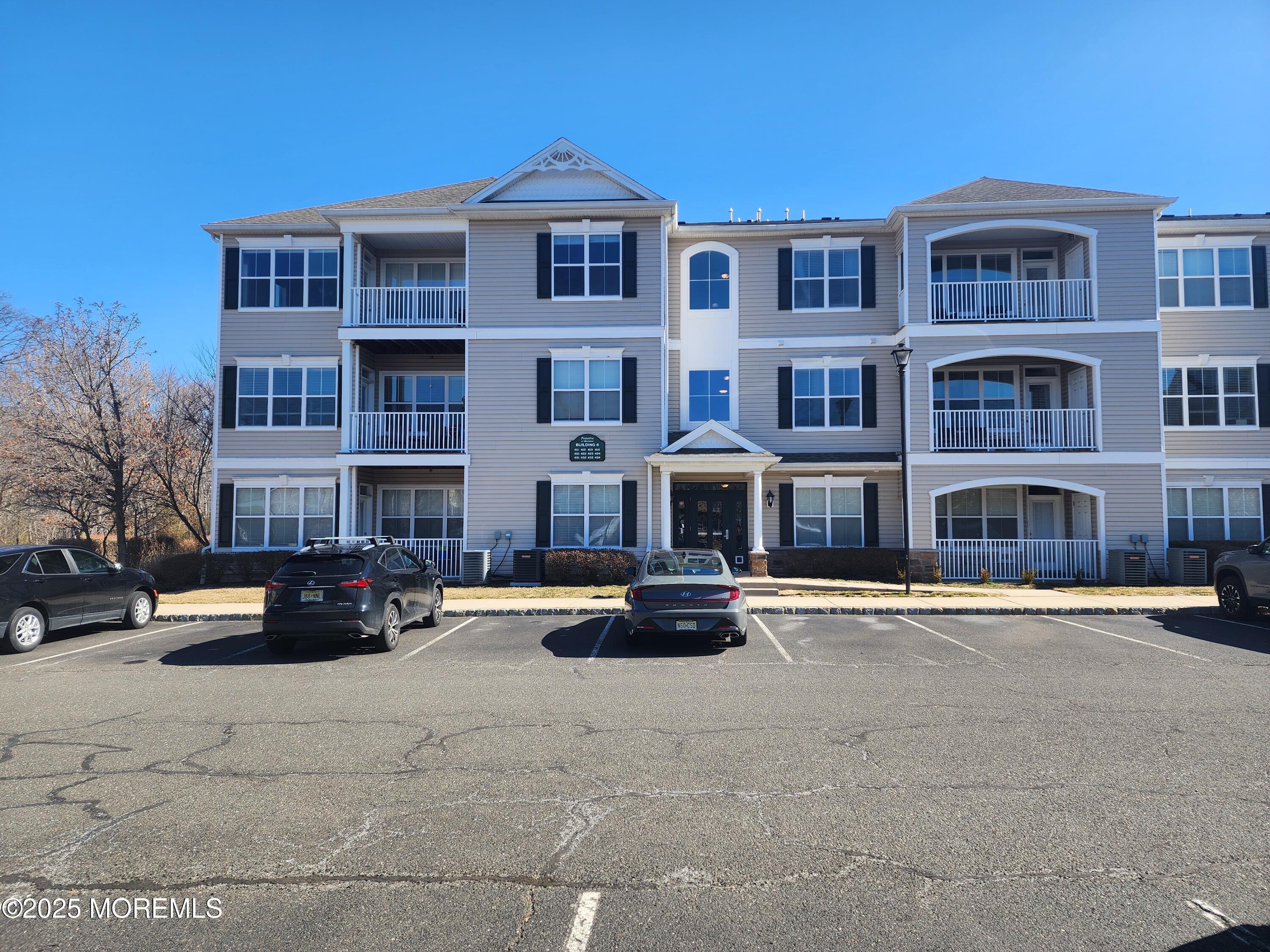 421 Sloan Court, Matawan, New Jersey image 1