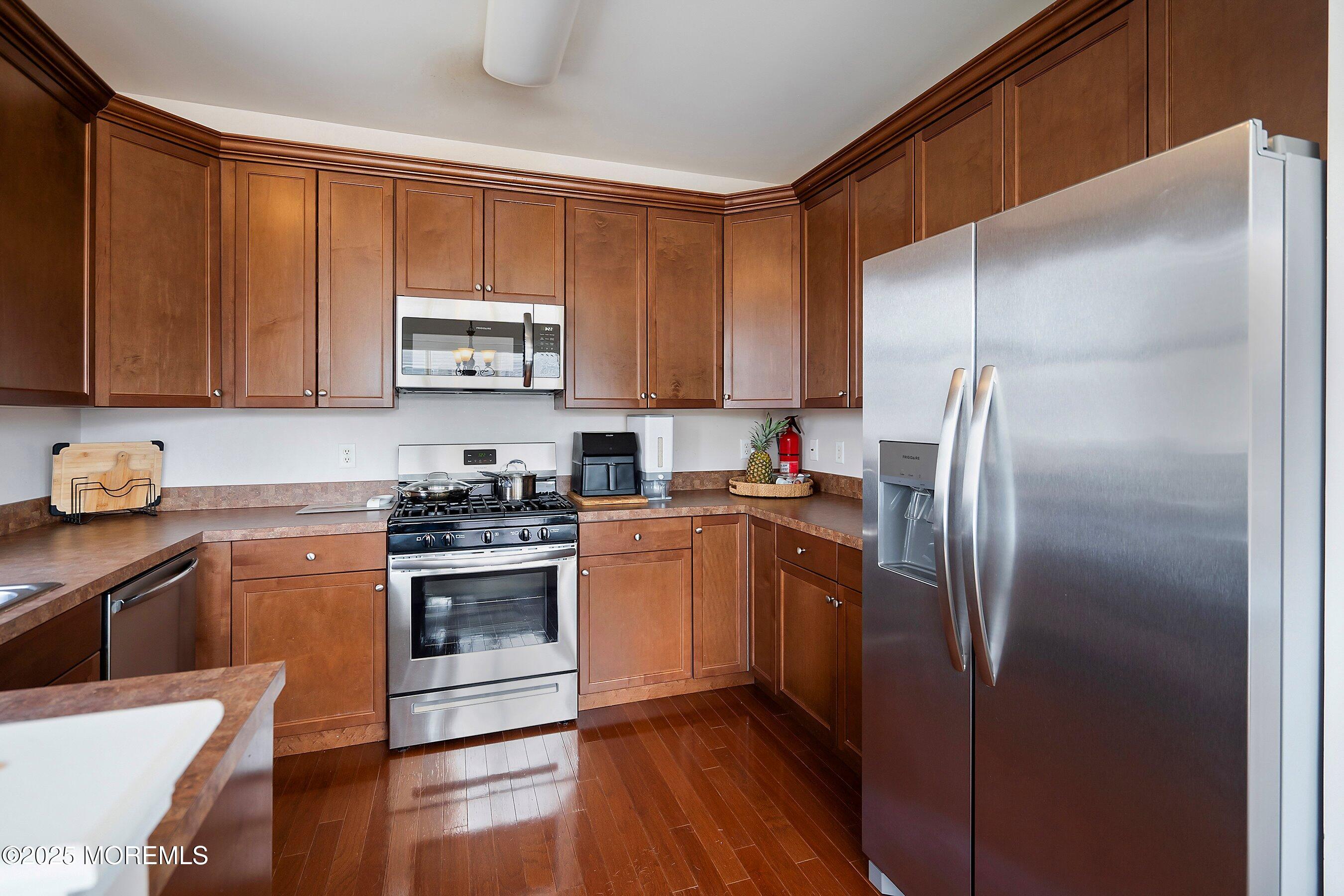 421 Sloan Court, Matawan, New Jersey image 11