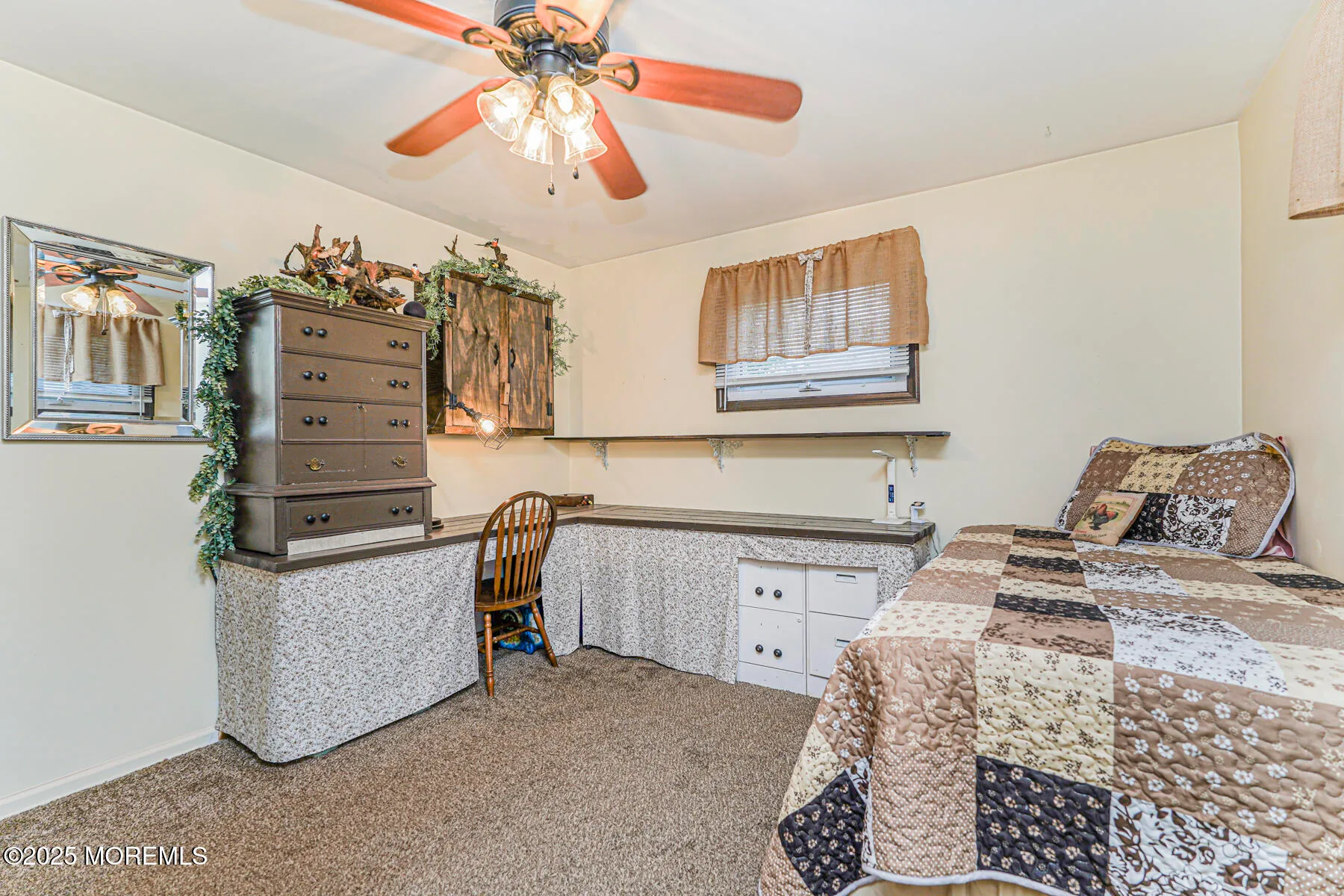 Middletown, New Jersey 07748, United States, 5 Bedrooms Bedrooms, ,3 BathroomsBathrooms,Residential,Active,186161