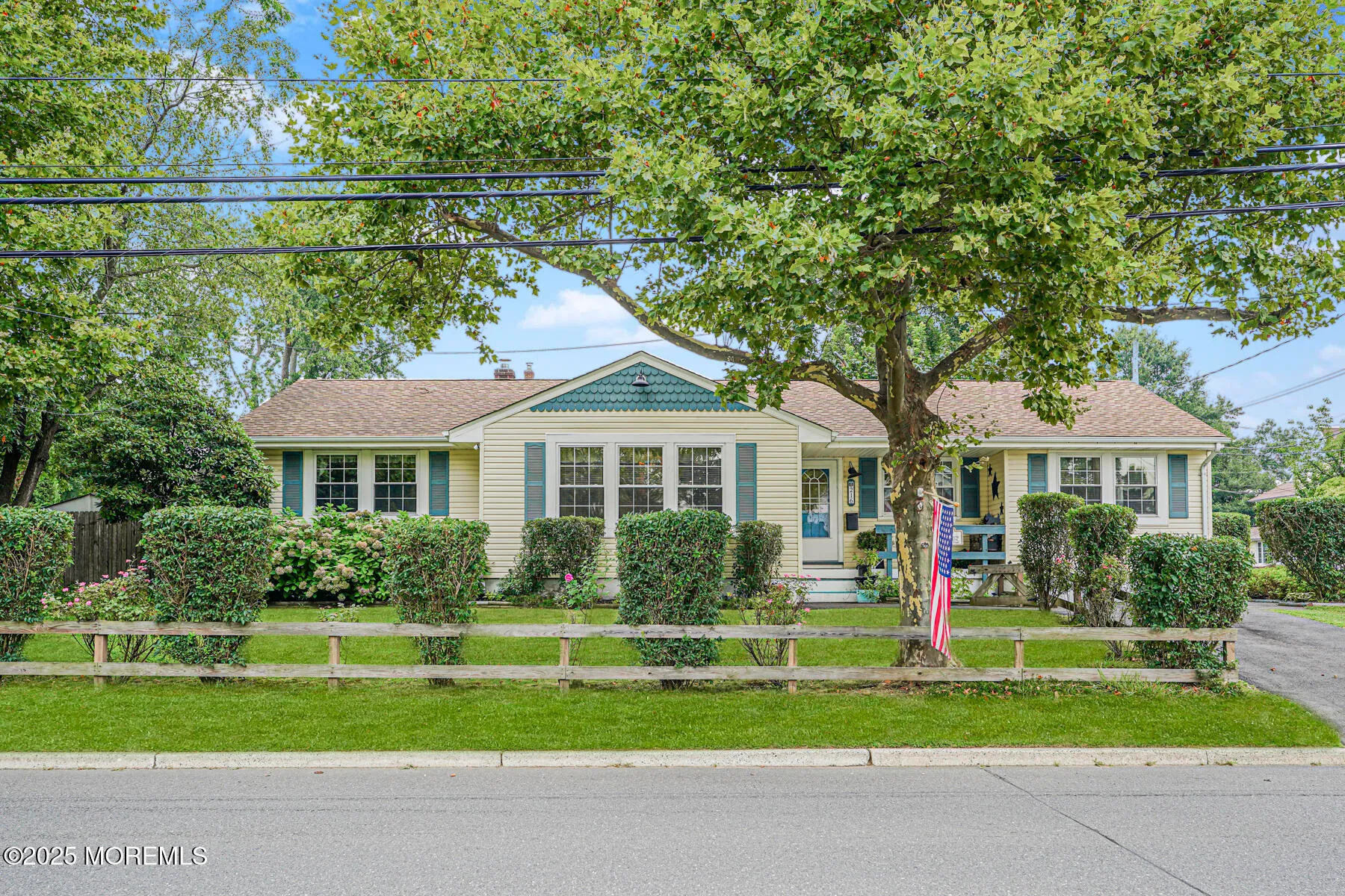 Middletown, New Jersey 07748, United States, 5 Bedrooms Bedrooms, ,3 BathroomsBathrooms,Residential,Active,186161