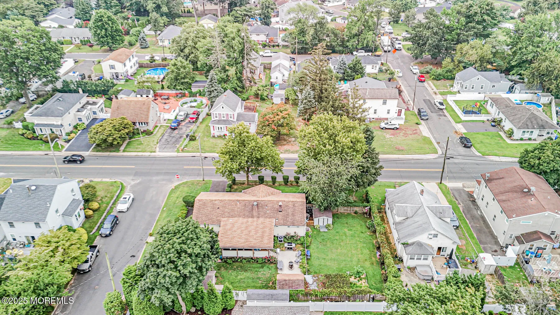 Middletown, New Jersey 07748, United States, 5 Bedrooms Bedrooms, ,3 BathroomsBathrooms,Residential,Active,186161