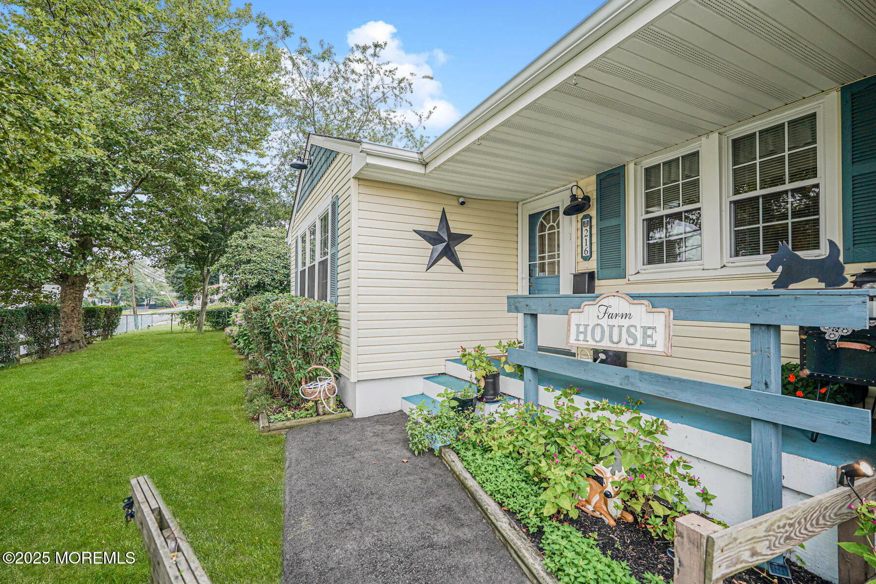 Middletown, New Jersey 07748, United States, 5 Bedrooms Bedrooms, ,3 BathroomsBathrooms,Residential,Active,186161