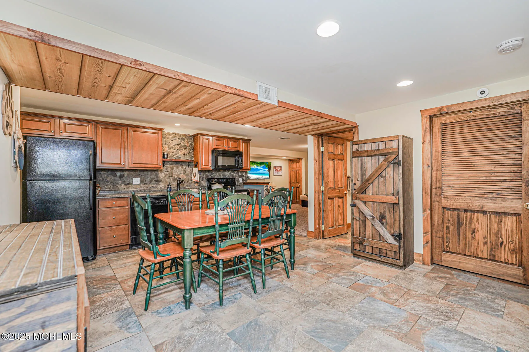 Middletown, New Jersey 07748, United States, 5 Bedrooms Bedrooms, ,3 BathroomsBathrooms,Residential,Active,186161