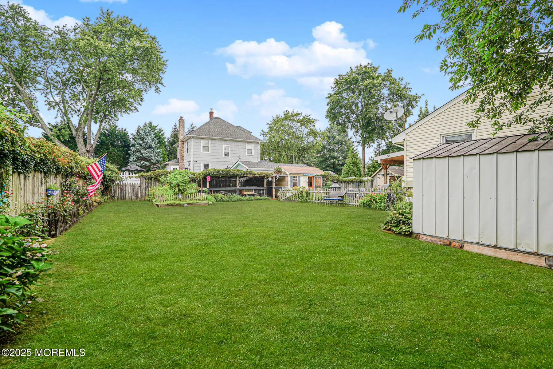 Middletown, New Jersey 07748, United States, 5 Bedrooms Bedrooms, ,3 BathroomsBathrooms,Residential,Active,186161