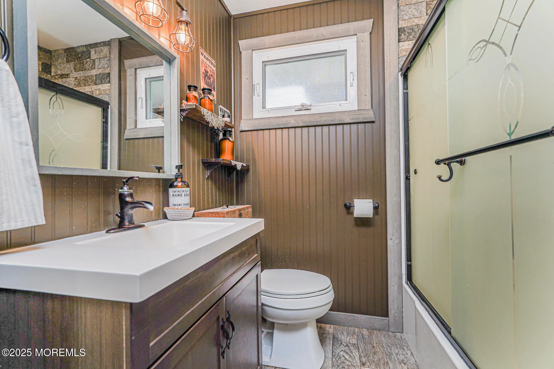 Middletown, New Jersey 07748, United States, 5 Bedrooms Bedrooms, ,3 BathroomsBathrooms,Residential,Active,186161