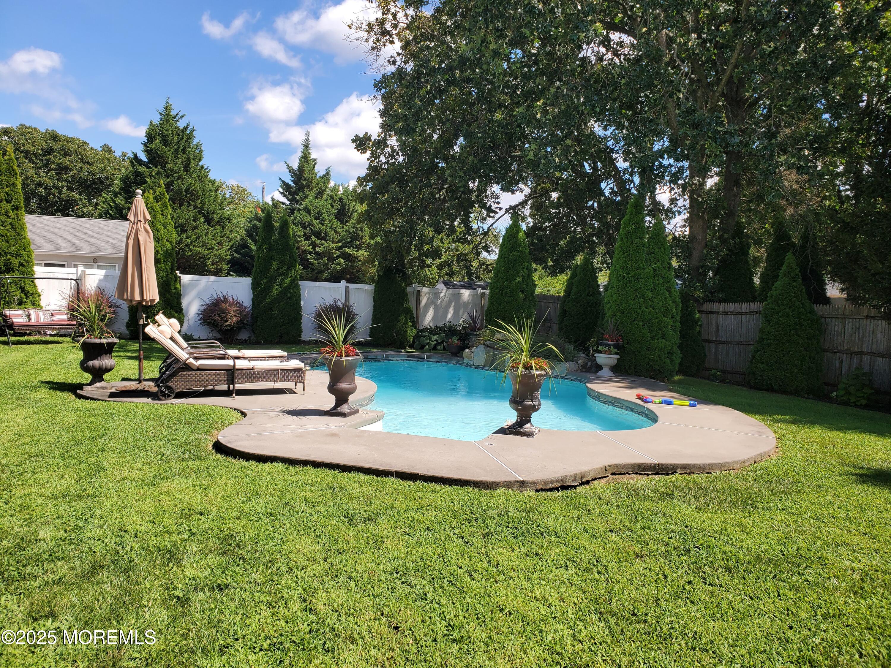 356 Colt Place, Manchester, New Jersey image 1
